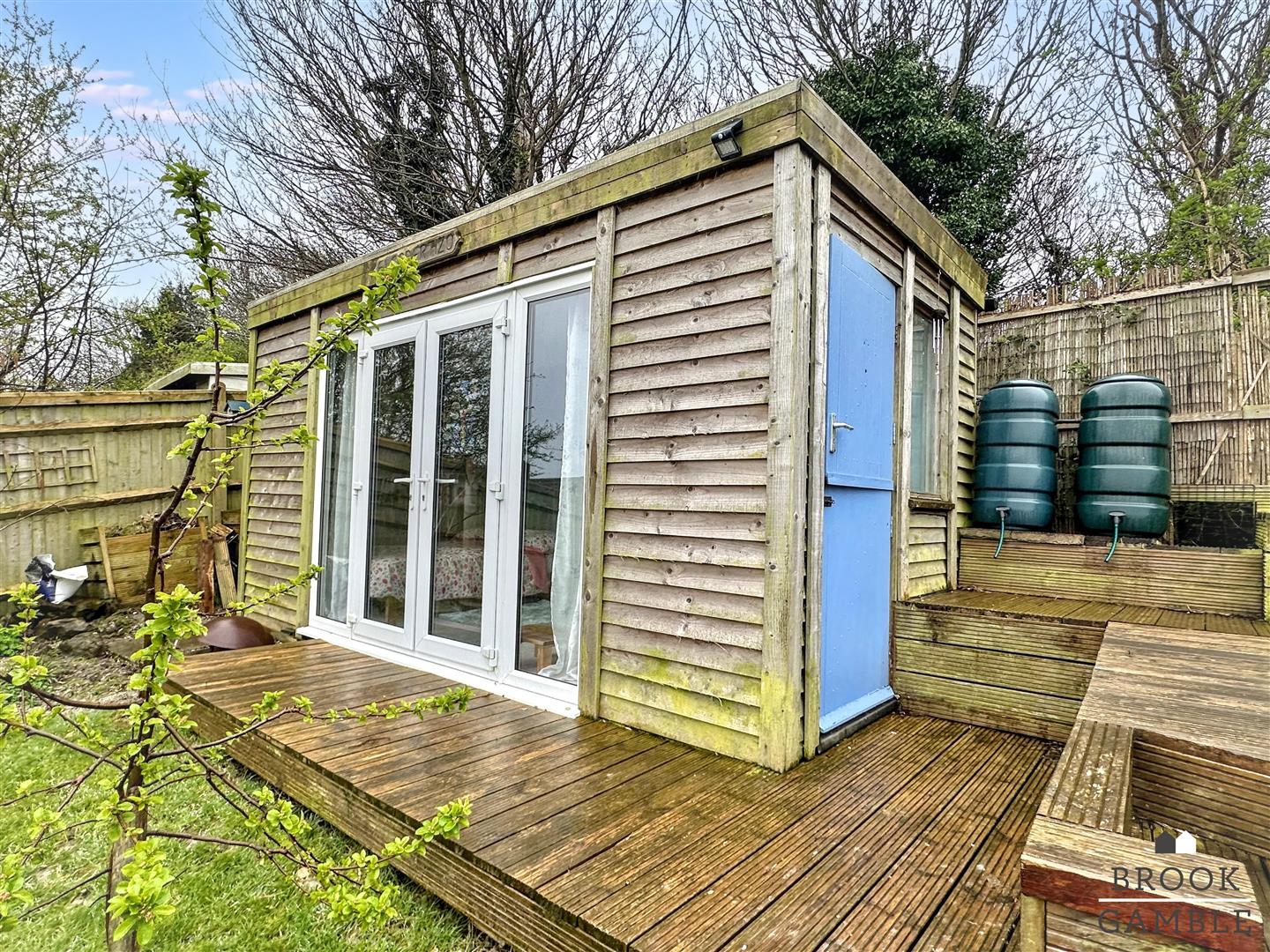 5 Bedroom House. Selmeston Road in Eastbourne,  24